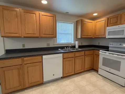 4 Brooklyn Avenue Waterville ME 04901