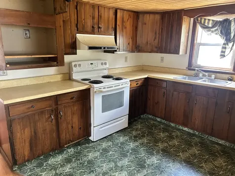 8 Coburn Avenue Dixfield ME 04224