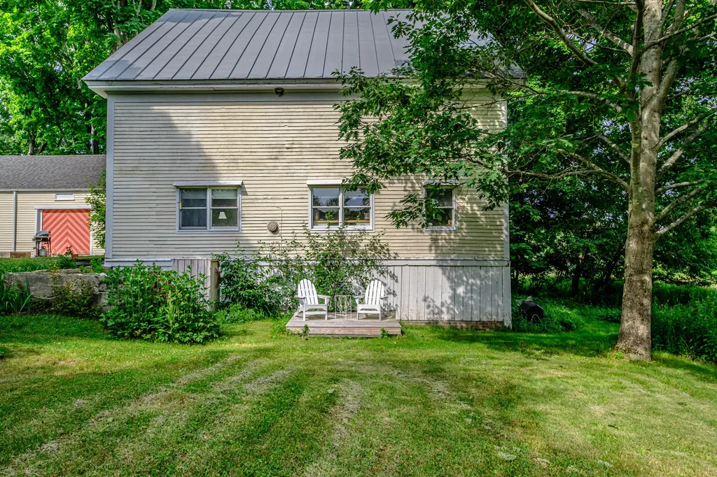 119 Memorial Highway North Yarmouth ME 04097