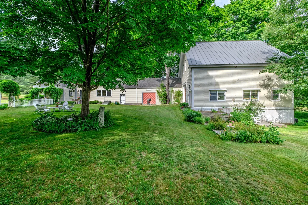 119 Memorial Highway North Yarmouth ME 04097