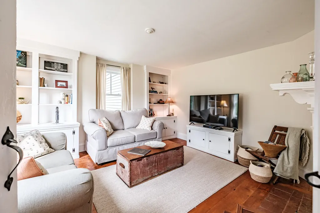 119 Memorial Highway North Yarmouth ME 04097