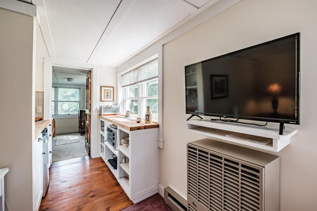 119 Memorial Highway North Yarmouth ME 04097
