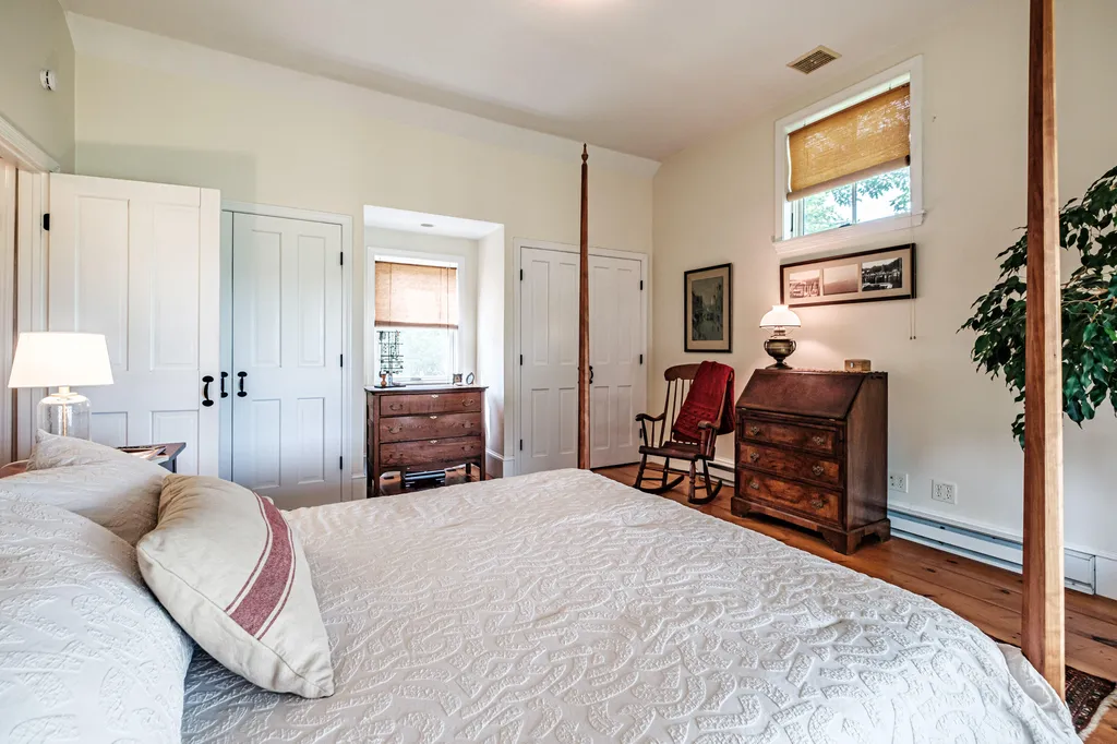 119 Memorial Highway North Yarmouth ME 04097