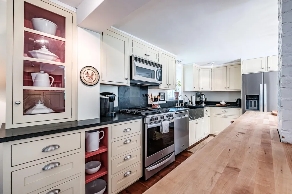 119 Memorial Highway North Yarmouth ME 04097