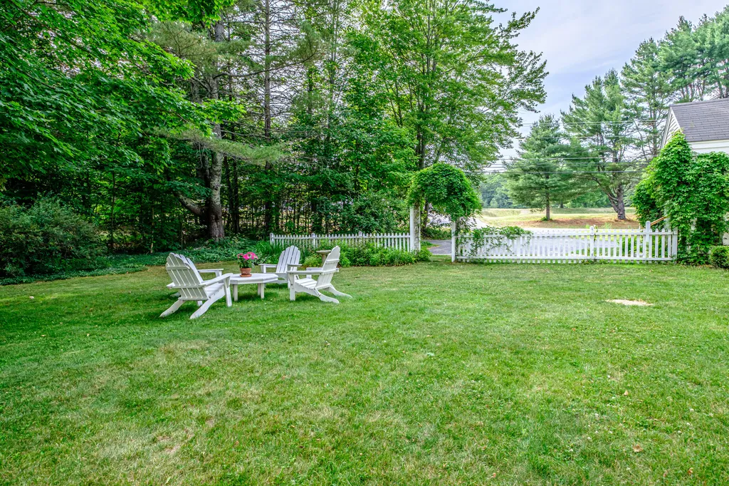 119 Memorial Highway North Yarmouth ME 04097