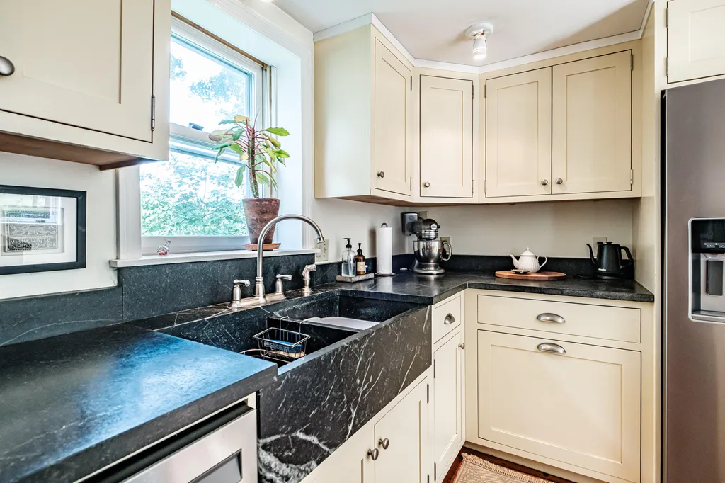 119 Memorial Highway North Yarmouth ME 04097