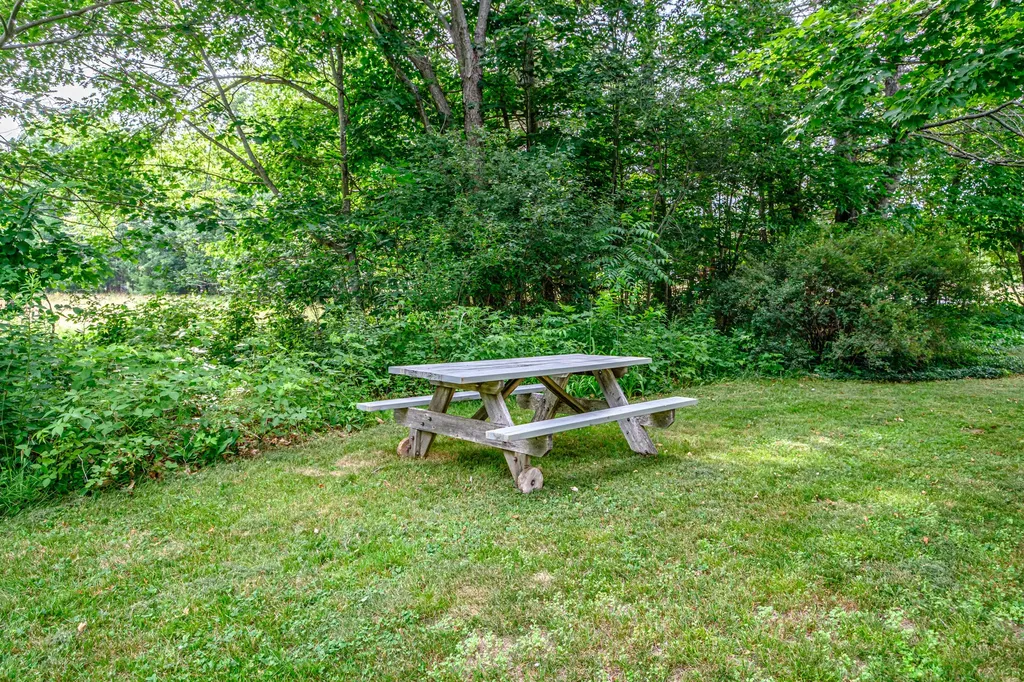 119 Memorial Highway North Yarmouth ME 04097