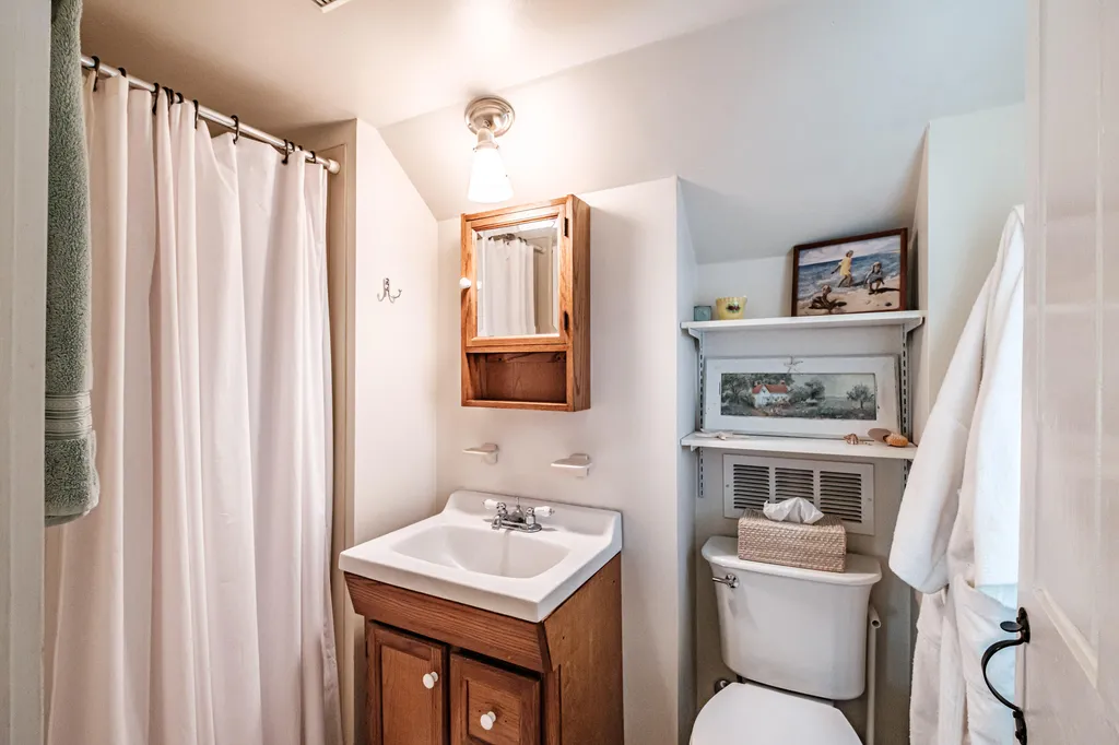 119 Memorial Highway North Yarmouth ME 04097