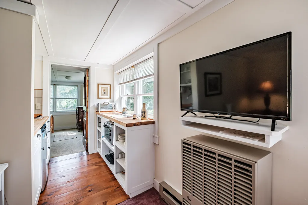 119 Memorial Highway North Yarmouth ME 04097
