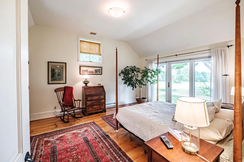 119 Memorial Highway North Yarmouth ME 04097