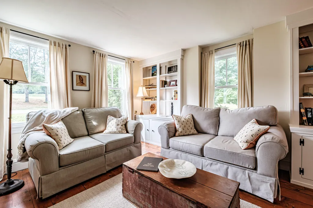 119 Memorial Highway North Yarmouth ME 04097