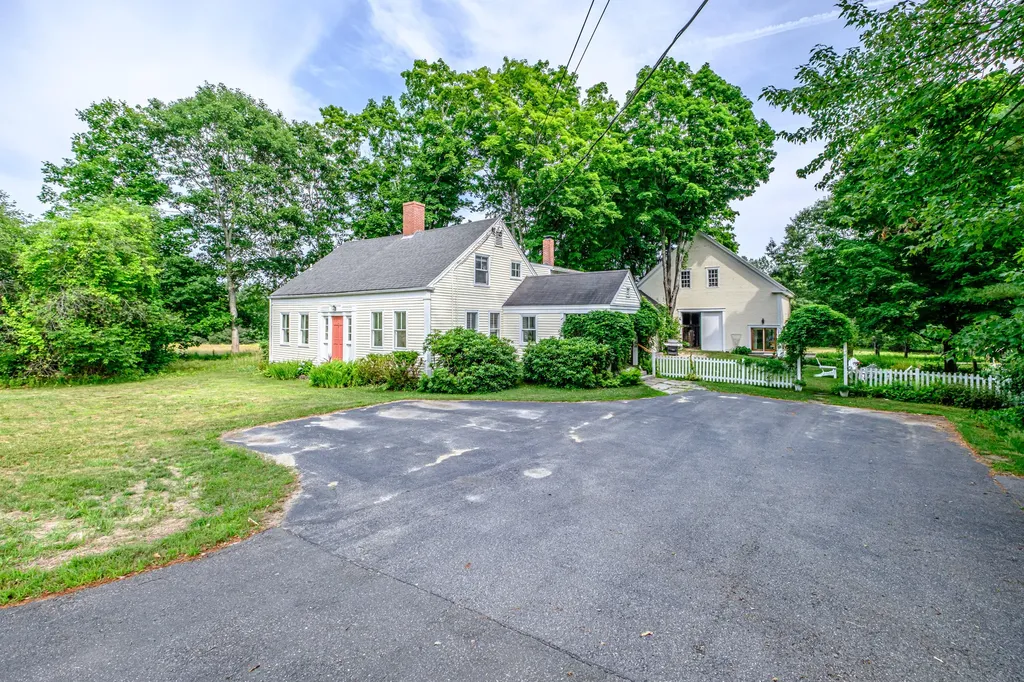 119 Memorial Highway North Yarmouth ME 04097