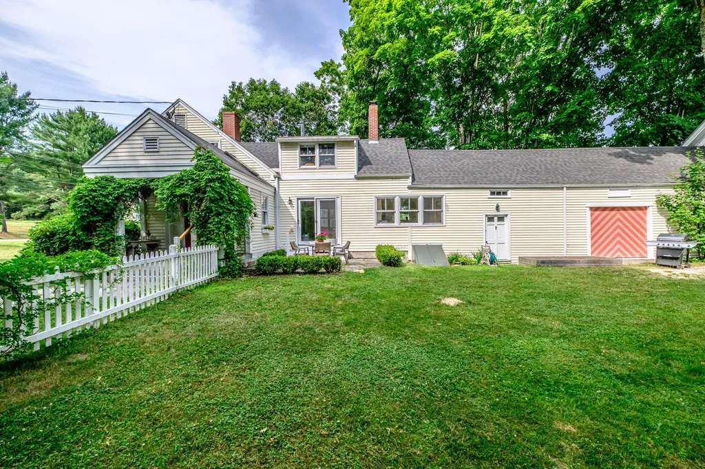 119 Memorial Highway North Yarmouth ME 04097