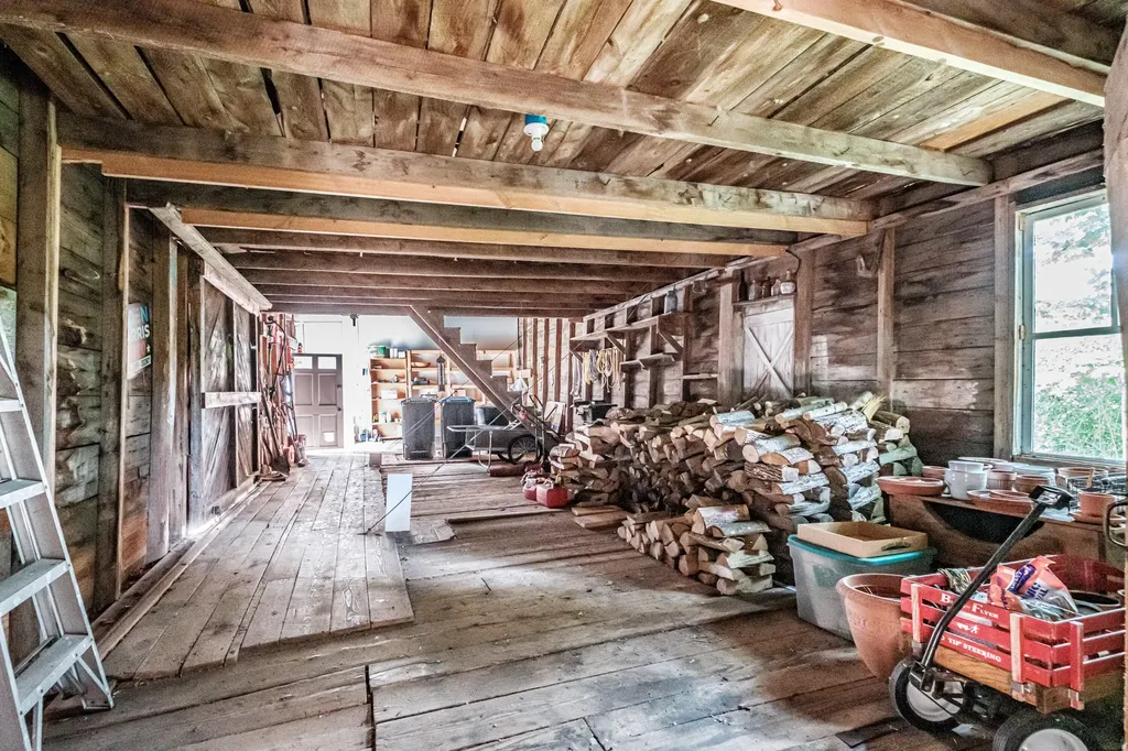 119 Memorial Highway North Yarmouth ME 04097