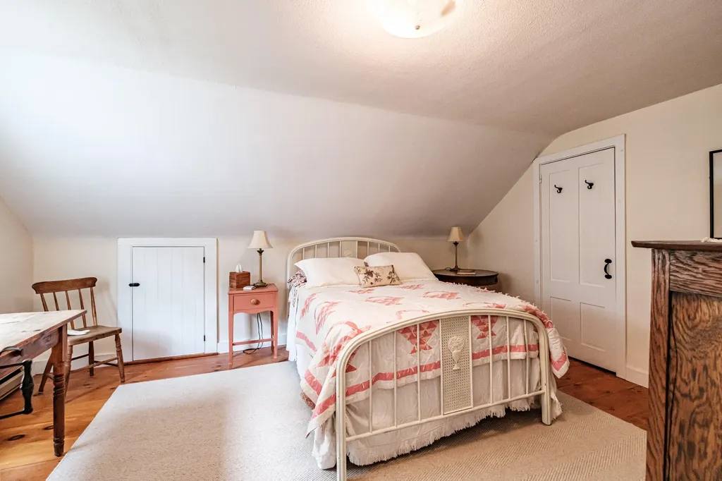 119 Memorial Highway North Yarmouth ME 04097