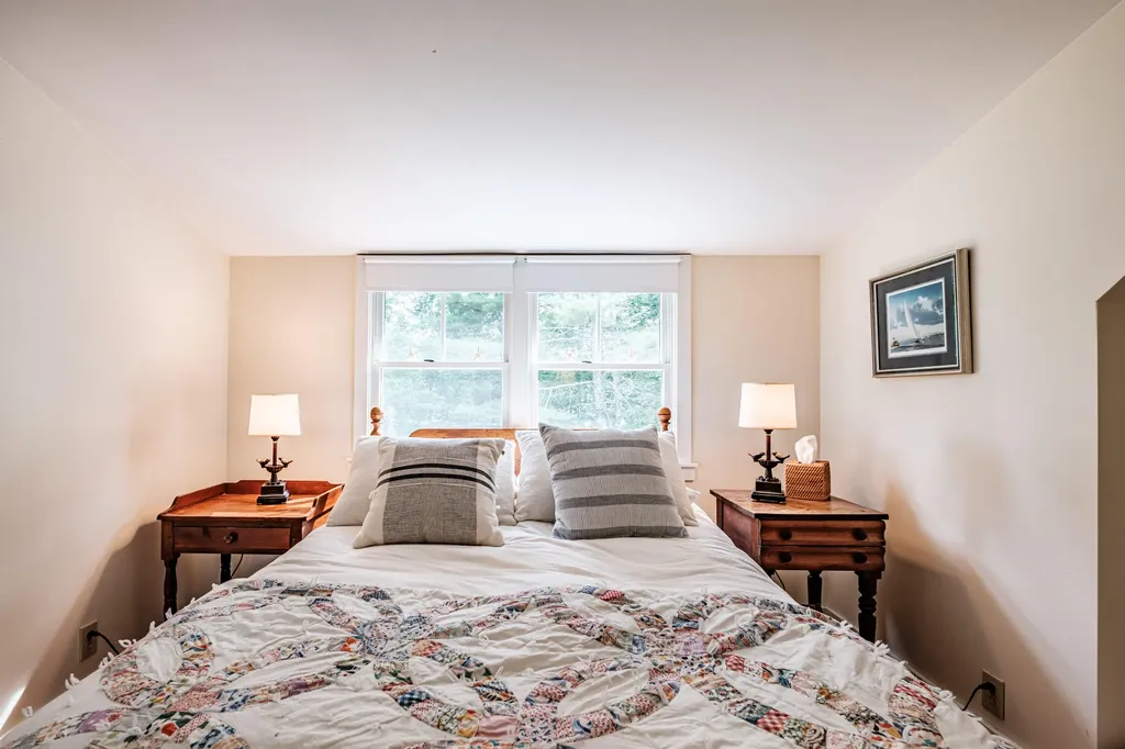 119 Memorial Highway North Yarmouth ME 04097