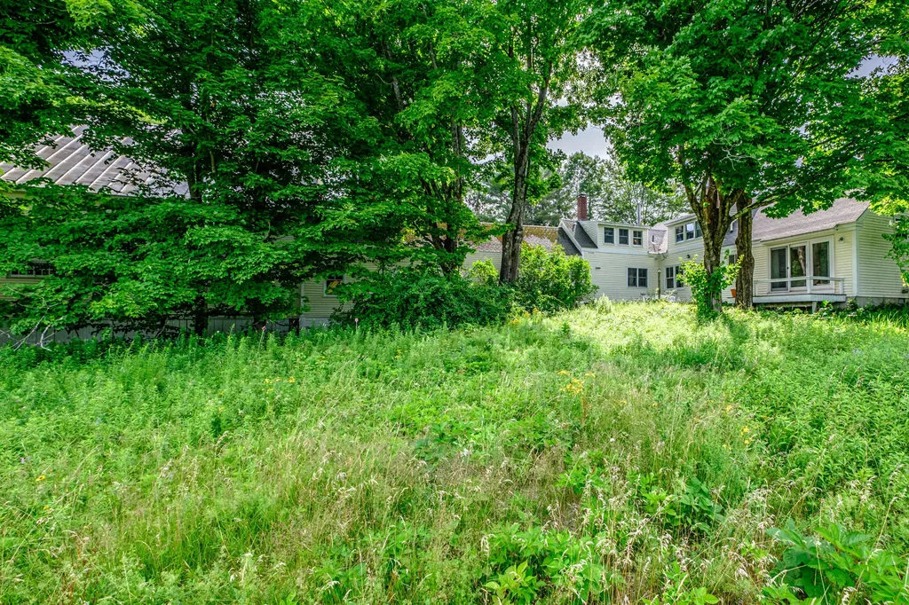 119 Memorial Highway North Yarmouth ME 04097