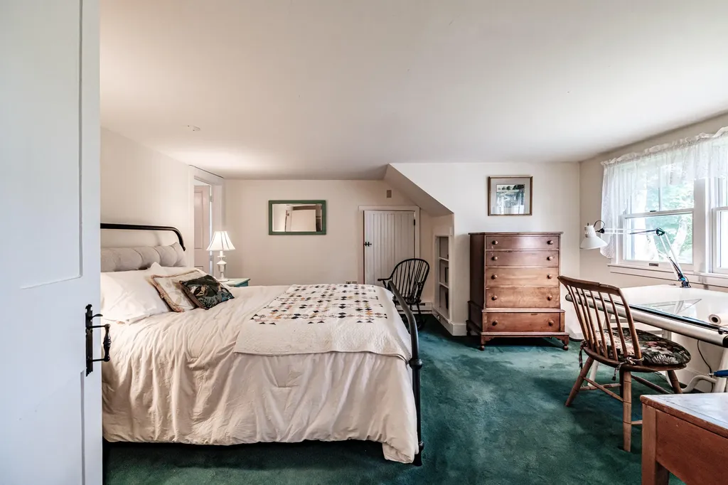119 Memorial Highway North Yarmouth ME 04097