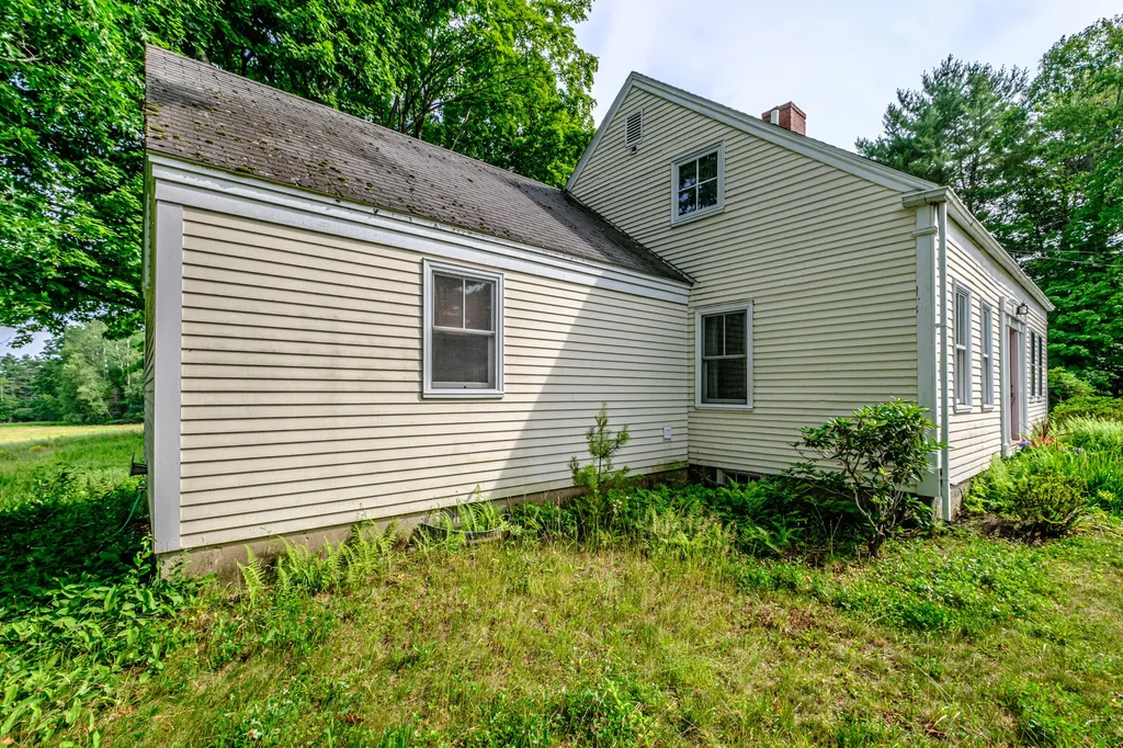119 Memorial Highway North Yarmouth ME 04097