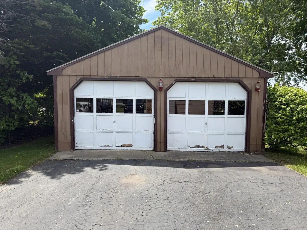 20 Park Street East Millinocket ME 04430
