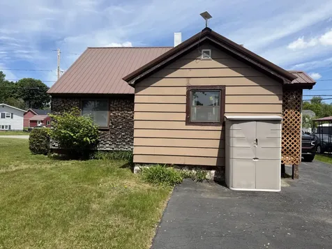 20 Park Street East Millinocket ME 04430