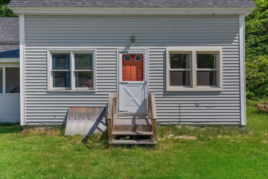 124 Bisbee Town Road Waterford ME 04088