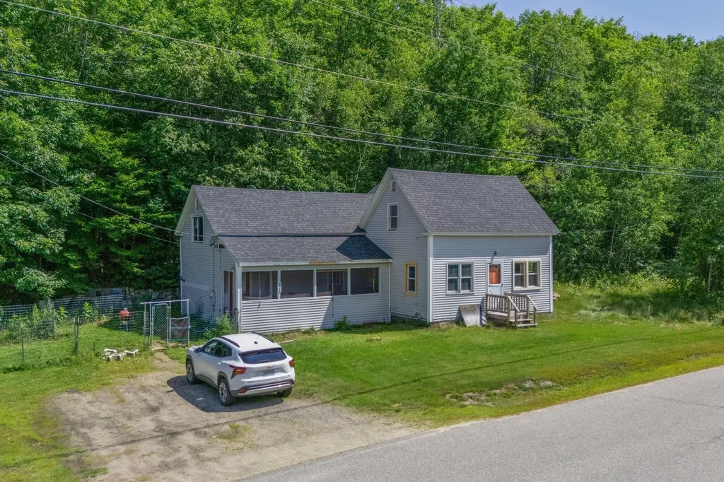 124 Bisbee Town Road Waterford ME 04088