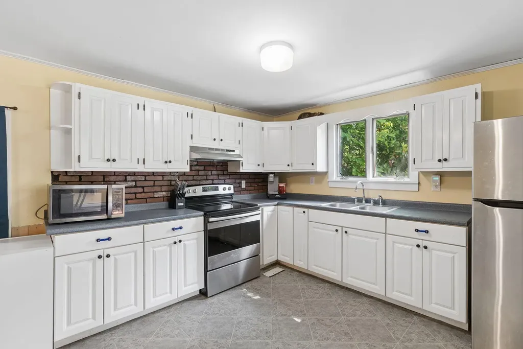 124 Bisbee Town Road Waterford ME 04088