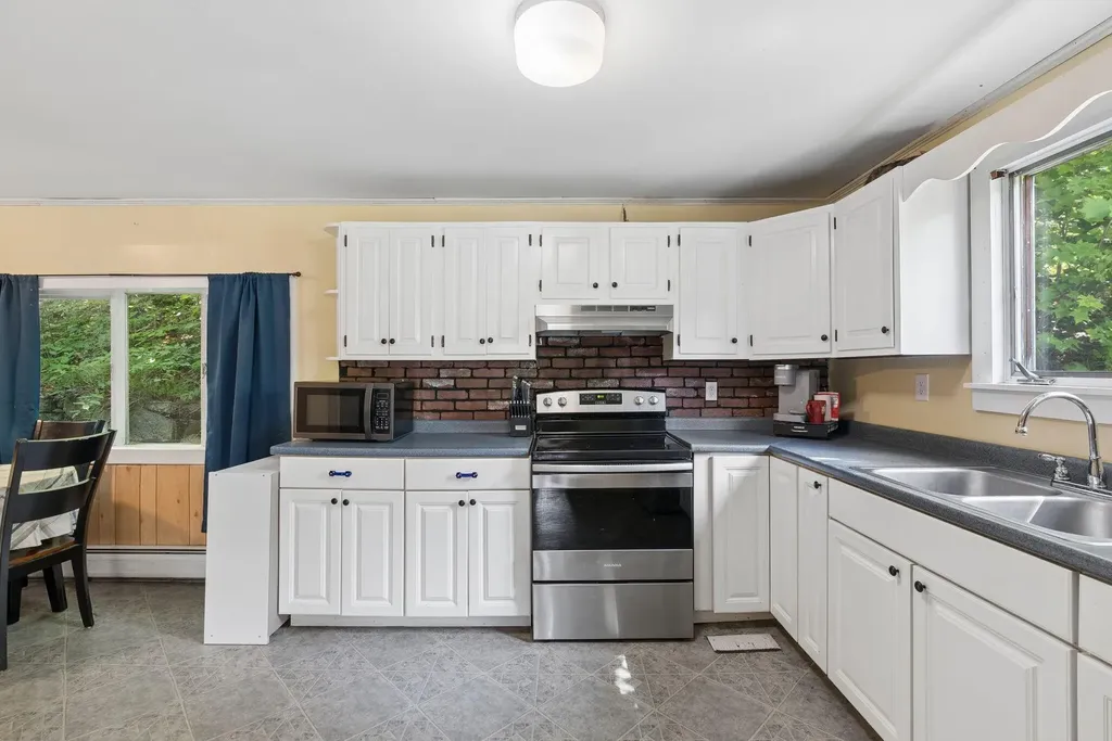 124 Bisbee Town Road Waterford ME 04088