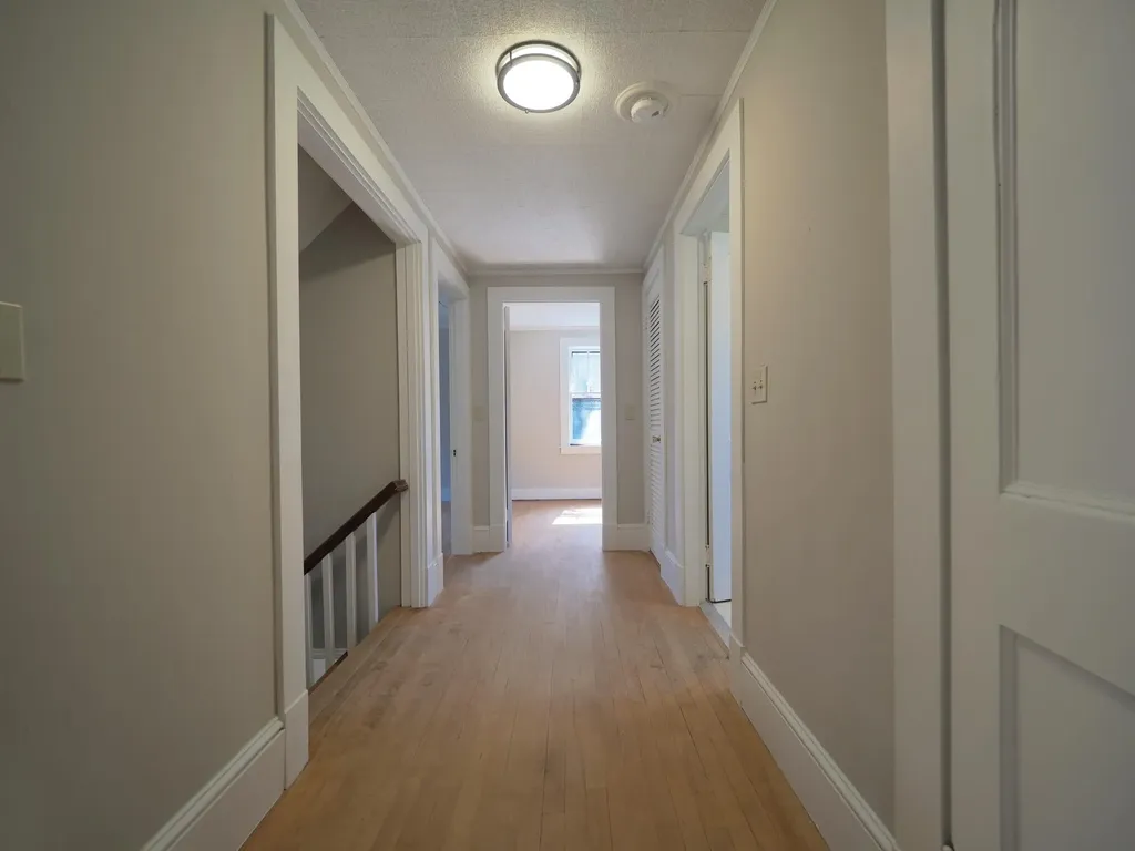 8 Fairview Avenue Augusta ME 04330