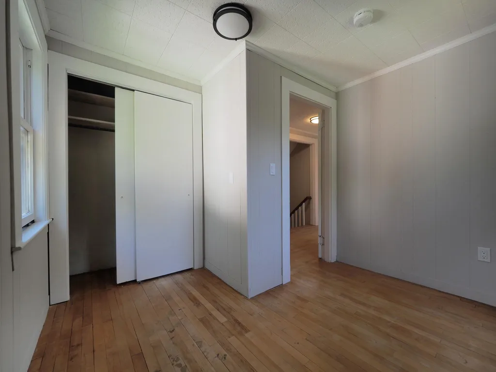 8 Fairview Avenue Augusta ME 04330