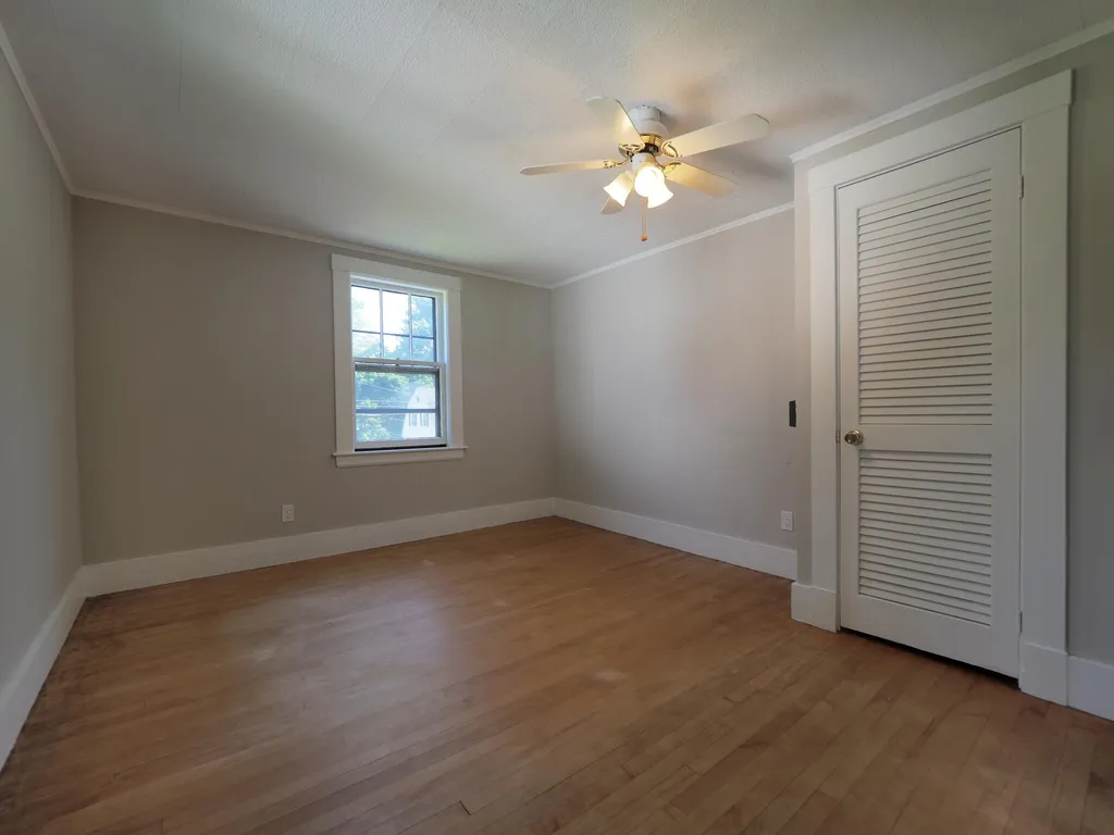 8 Fairview Avenue Augusta ME 04330