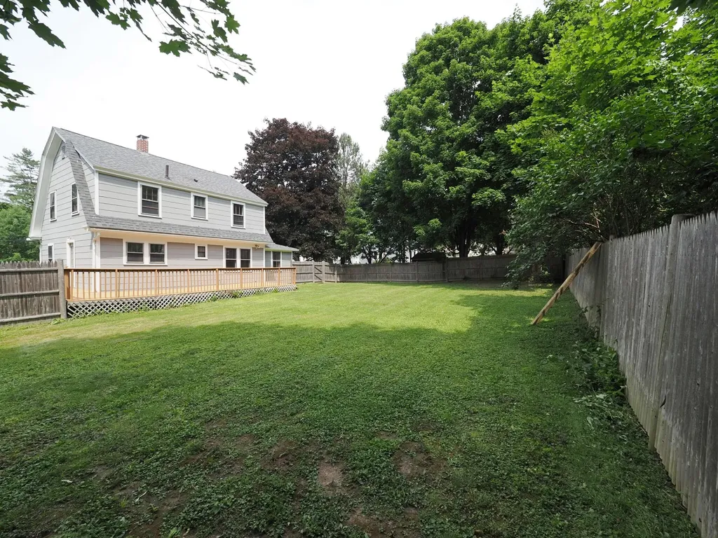 8 Fairview Avenue Augusta ME 04330