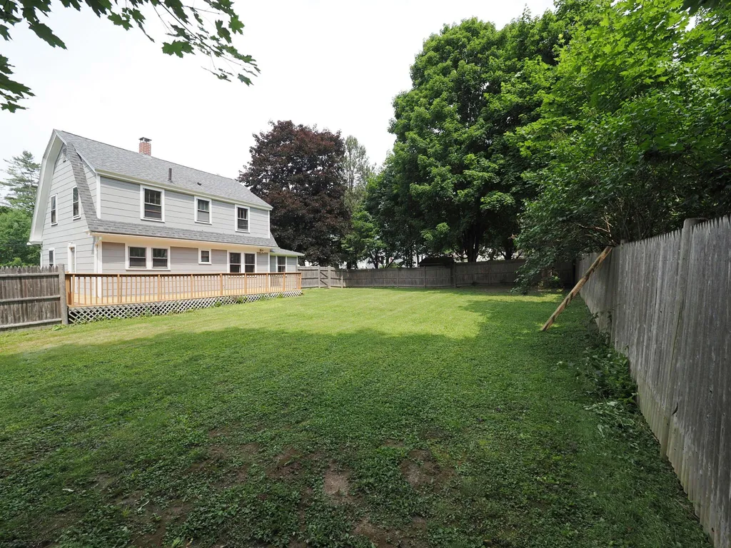 8 Fairview Avenue Augusta ME 04330