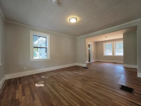 8 Fairview Avenue Augusta ME 04330