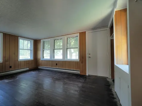 8 Fairview Avenue Augusta ME 04330