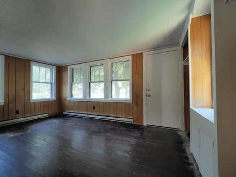 8 Fairview Avenue Augusta ME 04330