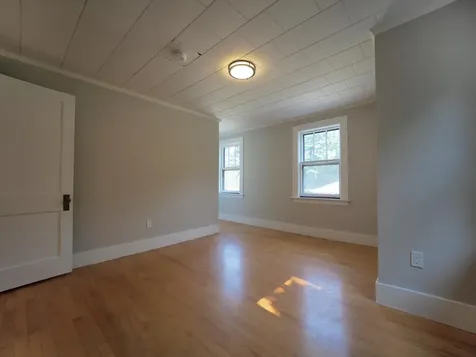 8 Fairview Avenue Augusta ME 04330