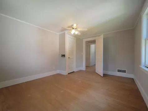 8 Fairview Avenue Augusta ME 04330