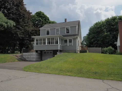 8 Fairview Avenue Augusta ME 04330
