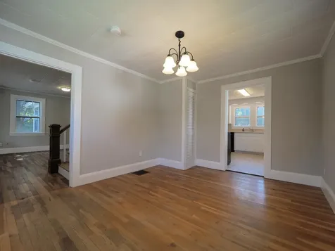 8 Fairview Avenue Augusta ME 04330