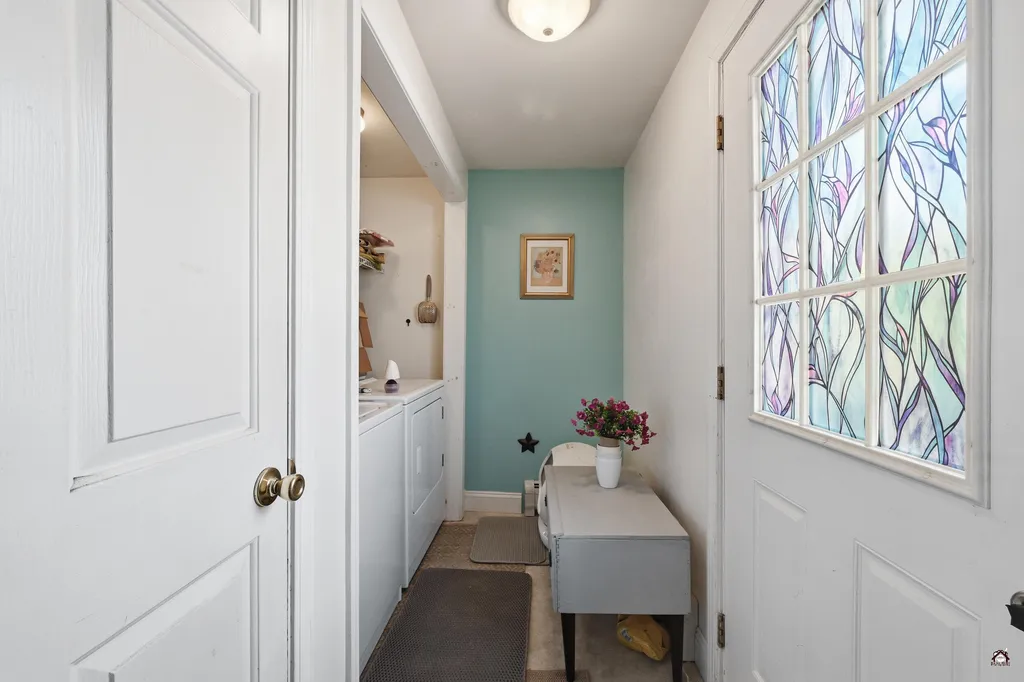 10 Pearl Street Auburn ME 04210
