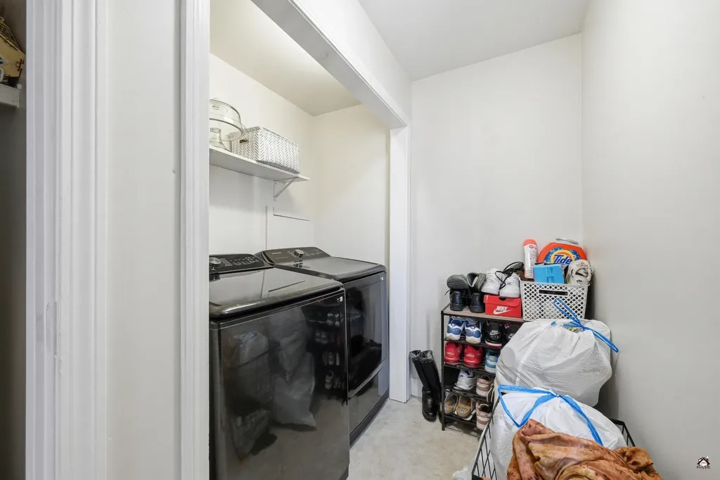 10 Pearl Street Auburn ME 04210