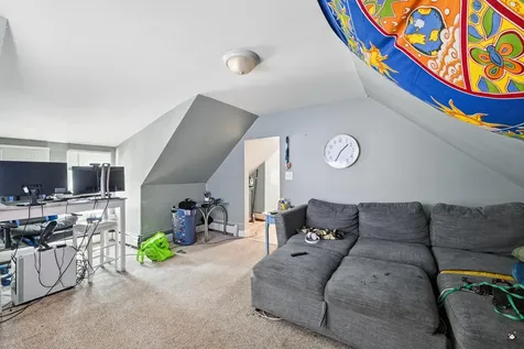 10 Pearl Street Auburn ME 04210