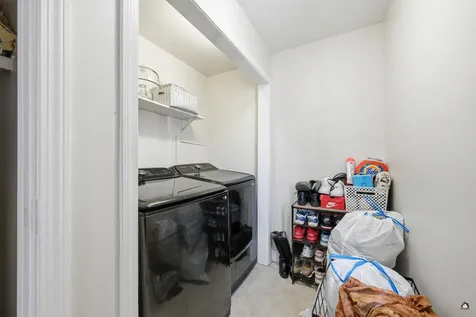 10 Pearl Street Auburn ME 04210
