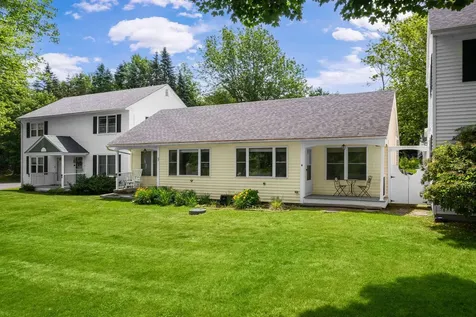 18 Woodside Meadow Road York ME 03909