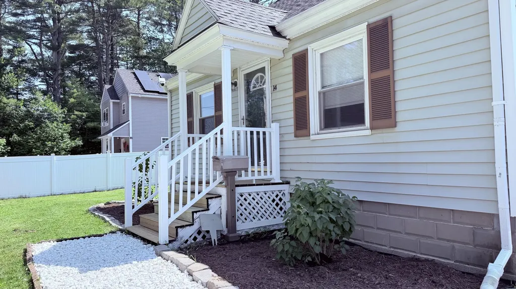 14 Castine Avenue Portland ME 04103