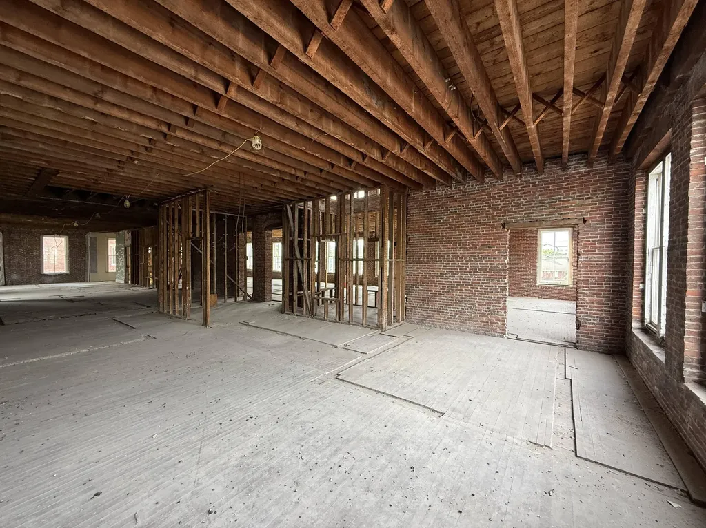 143 Lincoln Street Lewiston ME 04240