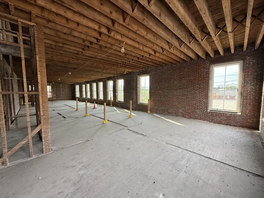 143 Lincoln Street Lewiston ME 04240