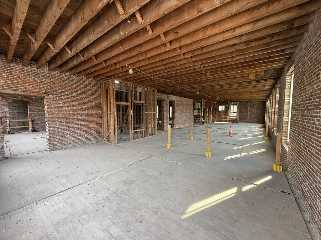 143 Lincoln Street Lewiston ME 04240